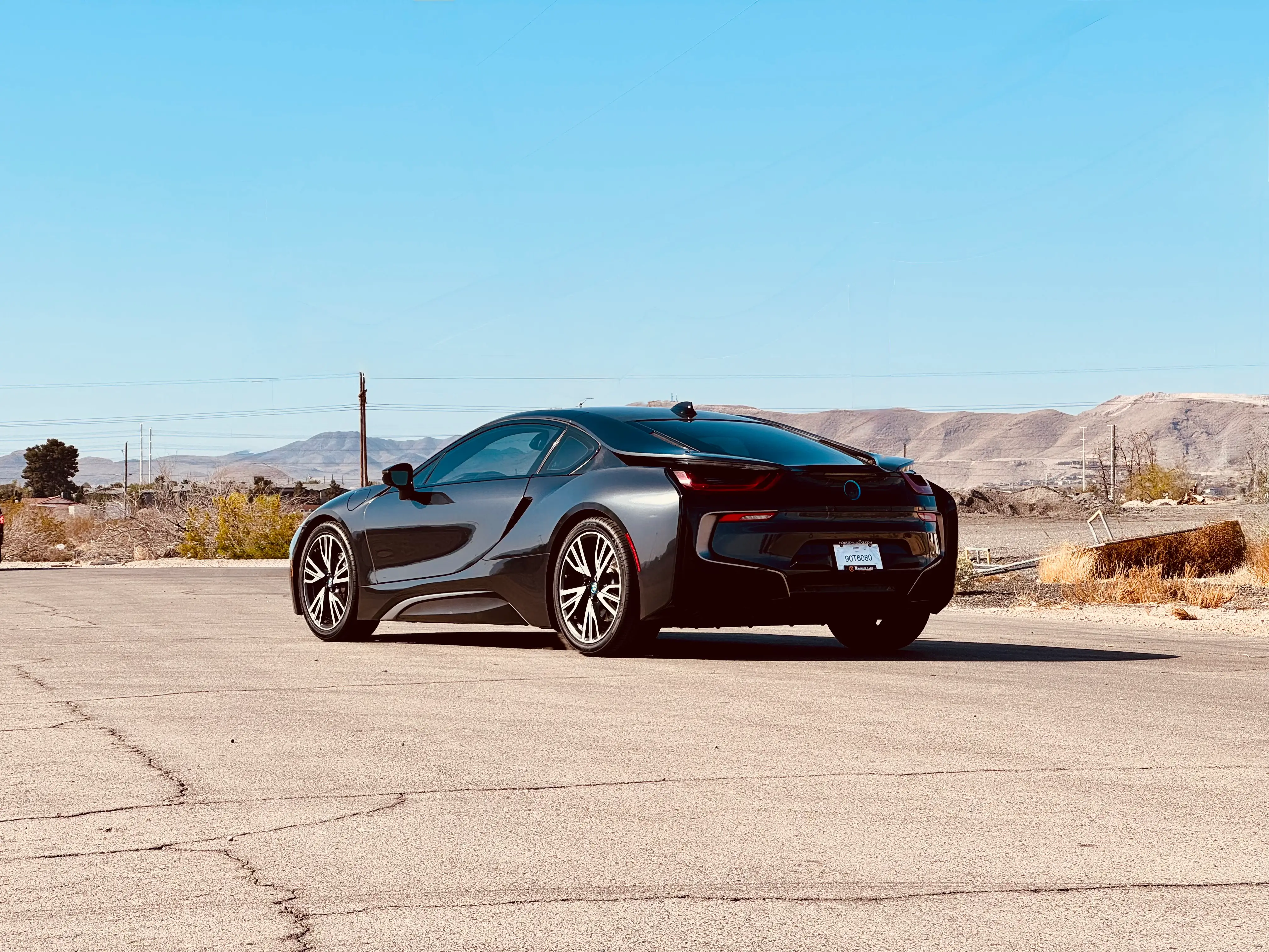 BMW i8