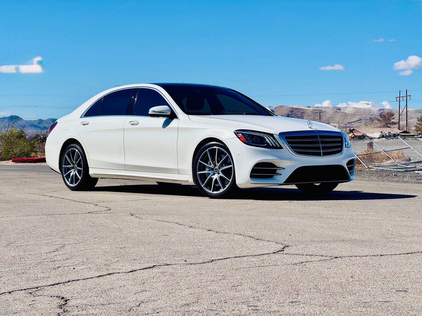 Mercedes Benz S560